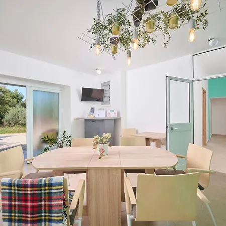 Bed & Breakfast Dia *